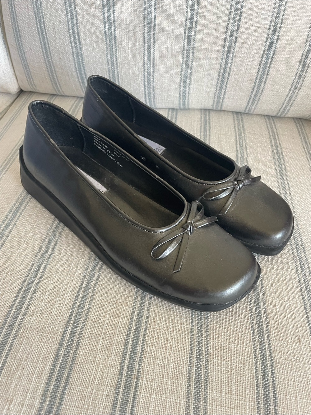 Fashion Bug Y2K Whimsigoth Metallic Pearl Gray Bow Platform Square Toe Flats 10